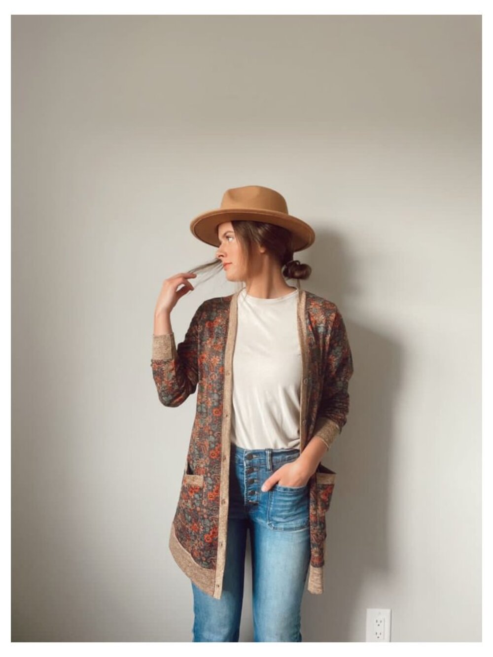 Open Front Button Down Ribbed Knit Cardigan with Pockets - Picture 6 of 6